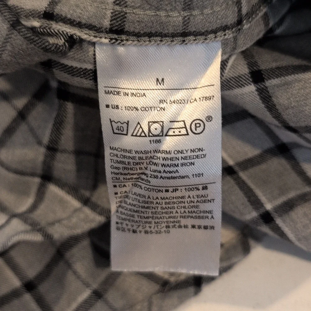 Banana Republic Men's Medium Untucked Slim Fit Long Sleeve Button Down Shirt